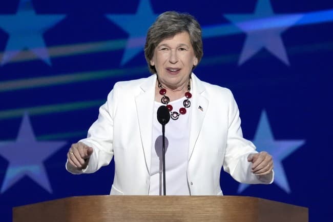 As Test Scores Drop, Teachers' Union Leader Randi Weingarten Is