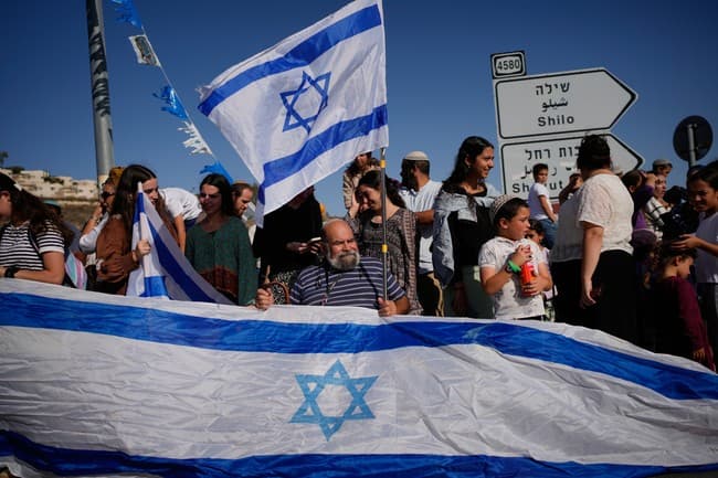 Former Top Security Official Says Cutting Off Funding to Israel